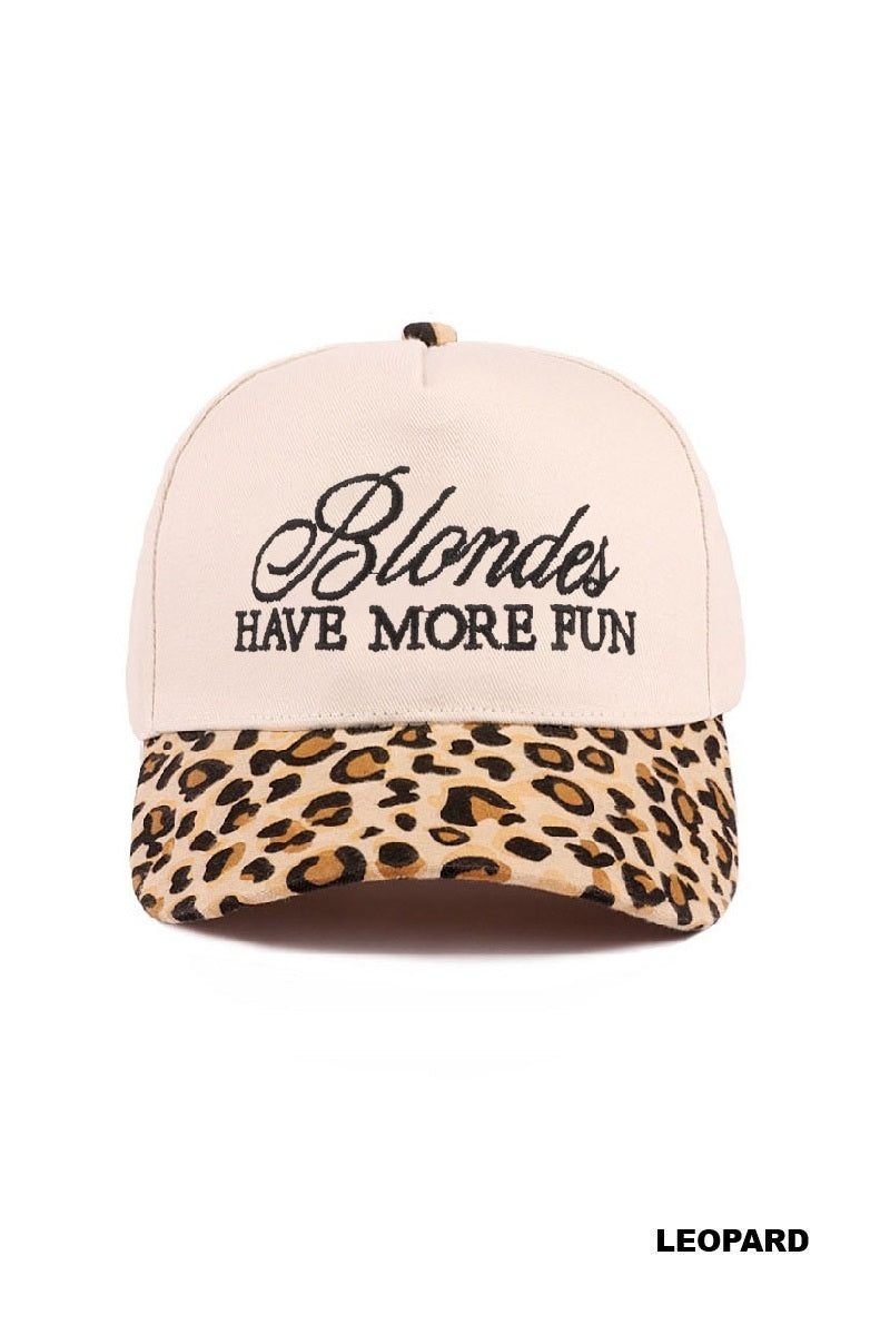 Blondes Hat