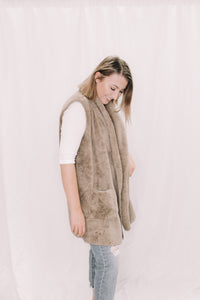 Lincoln Fluffy Vest