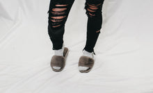 Load image into Gallery viewer, Tenley Slippers