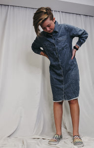 Tennessee Chambray Button Up