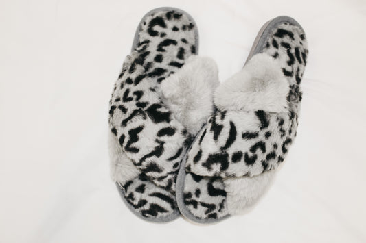 Dana Leopard Criss Cross Slippers